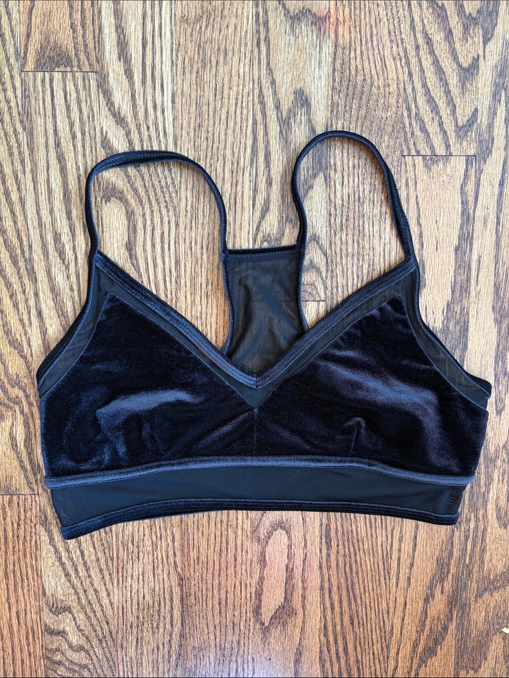 ALO Yoga black velour and mesh luxe bralette, size M. Like new condition